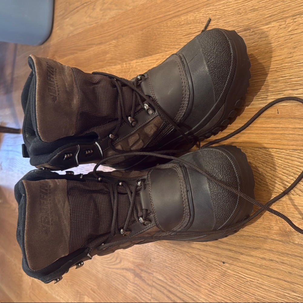 Baffin Men's Dark Brown and Black Snow Boots